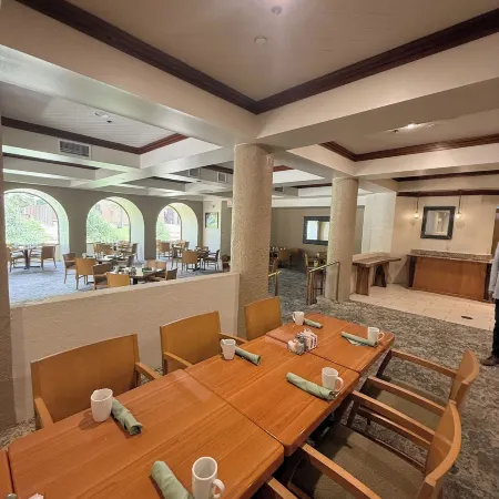 DoubleTree by Hilton Tucson- Reid Park