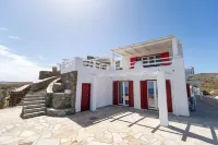Nalo Suites & Villas - Swimmingpools