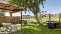 Orange River Rafting Lodge - 2 estrellas