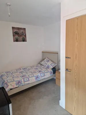 A friendly budget room that delivers comfort stay - 2 звезды