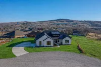 House at the Refuge - Relax Take in Nature - Homestays