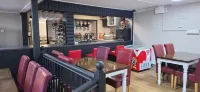 Glamping Hut - Sleeps 2, Hot Tub & Parking -  Privatzimmer
