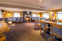 Premier Inn St. Neots (Colmworth Park) - Park Yeri