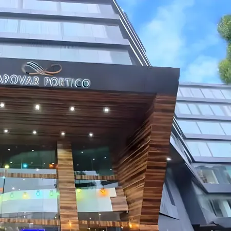 Hrj Sarovar Portico Indore