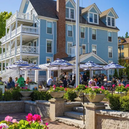 Harbour View Inn