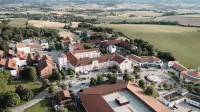 Hotel Maximilian - Airport Shuttle