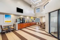 Days Inn by Wyndham Geneva/Finger Lakes - Wi-Fi