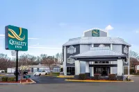Quality Inn & Suites - 2 étoiles
