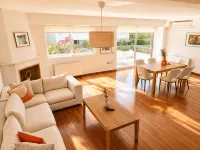 Adelos II Glow Villa – 5BR 360m² -Elevator-Rooftop - Holiday bungalows