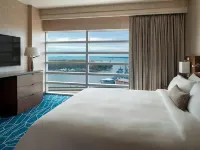 Buffalo Marriott at Lecom Harborcenter Hotel berhampiran Dataran Larkin