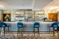 The Wood Norton - bars