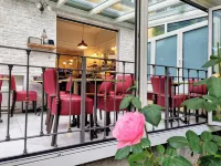 Hotel Charly - parking