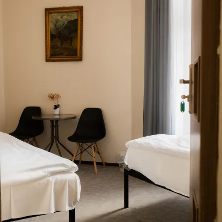 FiveHostel