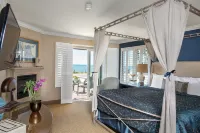 Blue Dolphin Inn - Beach