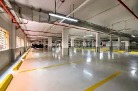 DoubleTree by Hilton Jeddah Al Andalus Mall - parking