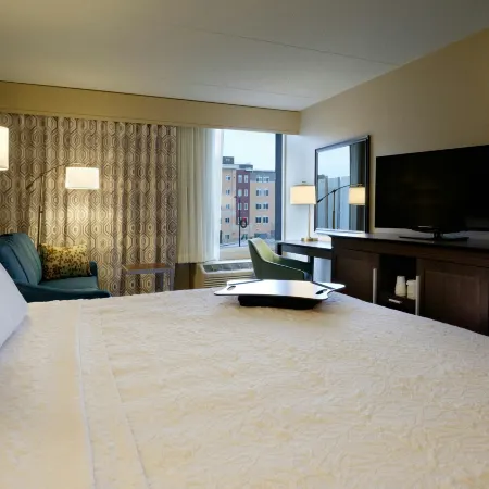 Hampton Inn Green Bay Downtown