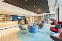 Holiday Inn Express ST. ALBANS - M25, JCT.22 by IHG - parking