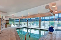 DoubleTree by Hilton Hotel Baton Rouge - parking