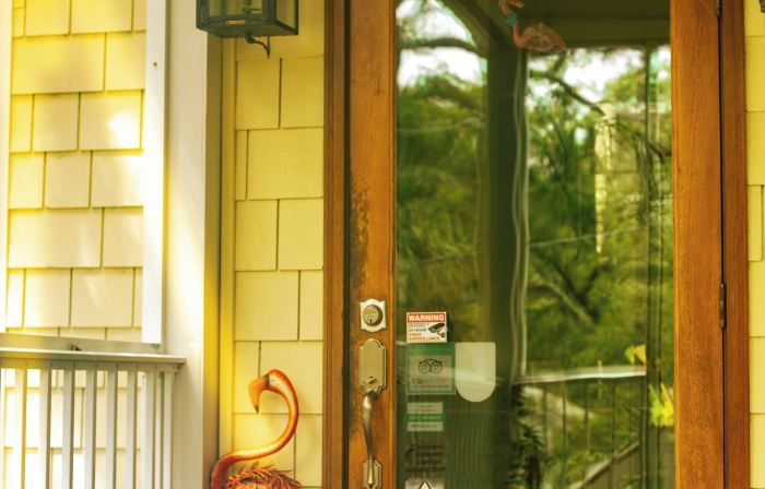 Water's Edge Inn - Adults Only