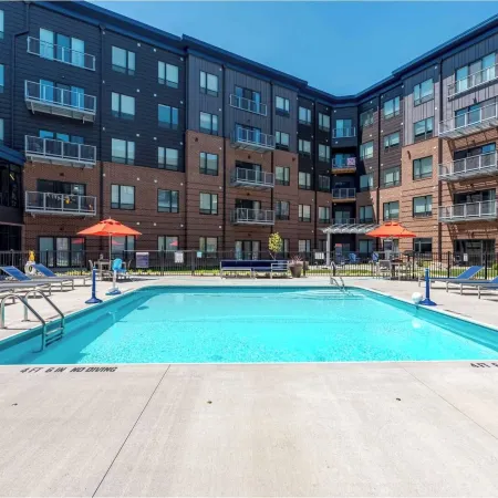 Landing Amazing 2bd, Courtyard, Clubhouse