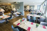 The Wiltshire Hotel, Golf and Leisure Resort - Pools