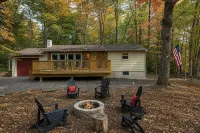 Golf Cart for Rent + Game Room + Fire Pit. Dog Friendly! - 4-Star