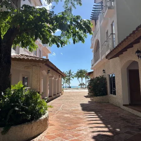 Flamenco Studio in Cadaques Caribe