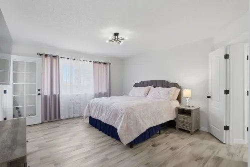 Savor Desert Sunsets With Fireplace In El Paso 3 Bedroom Home - homestay
