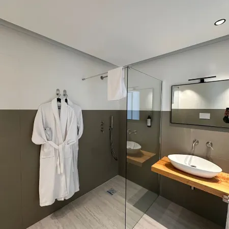 Zahir Rooms & Wellness srls