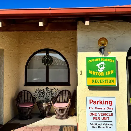 Captains Quarters Motor Inn