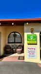Captains Quarters Motor Inn - Parking