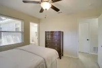 < 2 Mi to Beach! Home w/ Fenced Yard in Gulfport - 3 stelle
