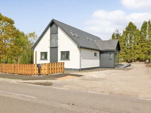 The Shack & Pods at Inchree