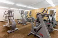 La Quinta Inn & Suites by Wyndham Redding - Gym