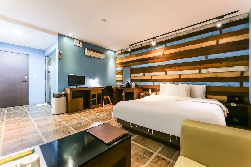 Cheonan K Hotel