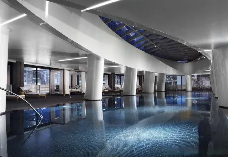 The Westin Josun Seoul Отели рядом с достопримечательностью «Abraham Park Kenneth Vine Collection Museum»