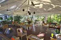 Alamanda Palm Cove by Lancemore Hotels in Trinity Beach