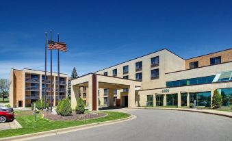 Best Western East Towne Suites