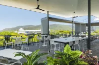 Oaks Cairns Hotel