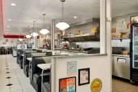 Baymont by Wyndham Glendive Hotels in Glendive