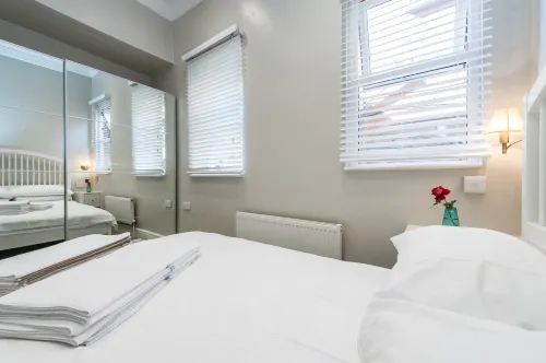 Stylish Apartment 12 Minutes by Tube from Oxford Street Free Wifi and AC