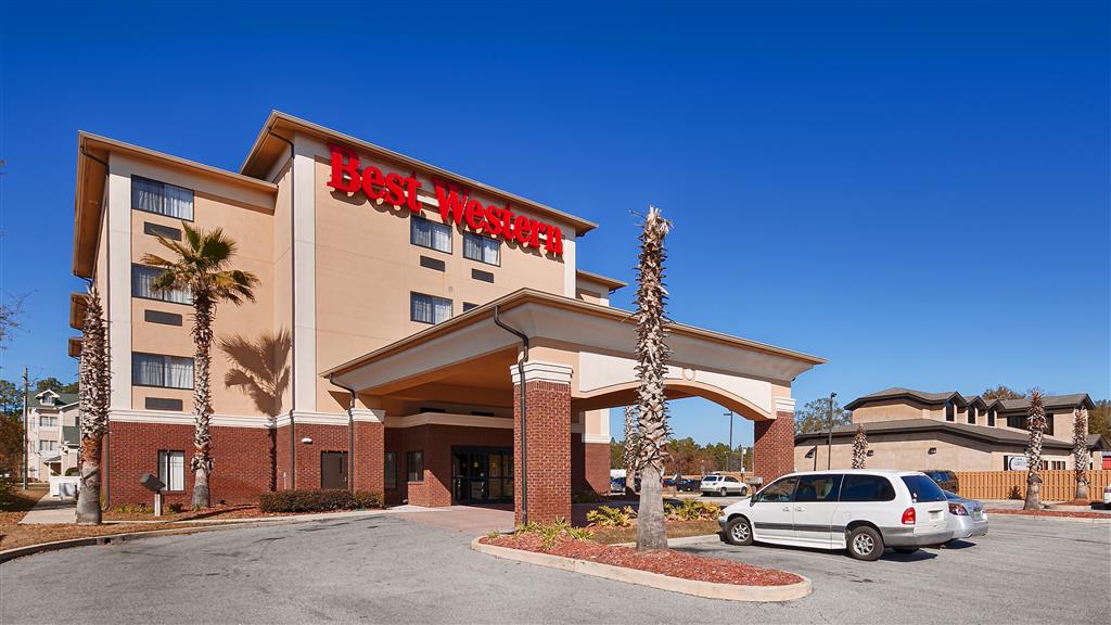 Red Lion Inn & Suites Saraland