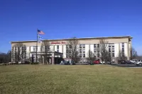 Hampton Inn Cincinnati-Eastgate Hotels near Dollar Tree
