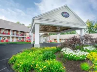 The Yankee Inn Hotels in Lenox
