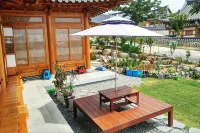 Hampyeong Woong's Hanok Pension Hotels in Hampyeong