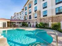 Comfort Inn & Suites Henderson - Las Vegas Hotels near Henderson