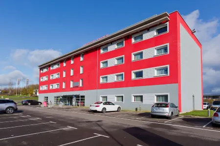 Enzo Hotels Thionville by Kyriad Direct Отели в г. Одэн-ле-Тиш