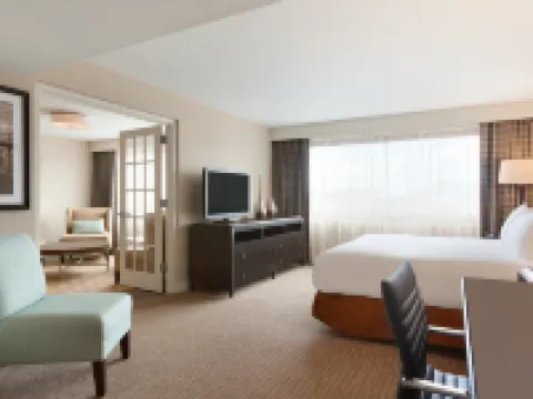 エンバシー スイーツ バイ ヒルトン ボストン ウォルサム ウォルサムのホテル