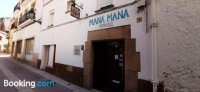 Hotel Exterior Mana Mana Youth Hostel Photo