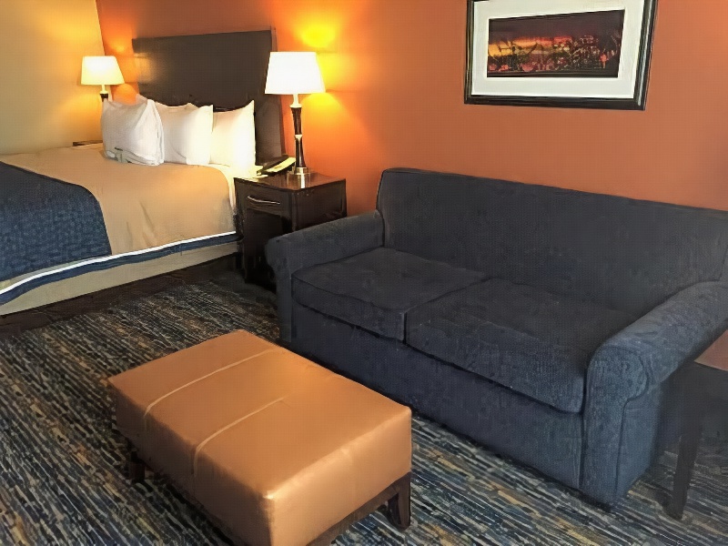 GrandStay Hotel & Suites Mount Horeb - Madison